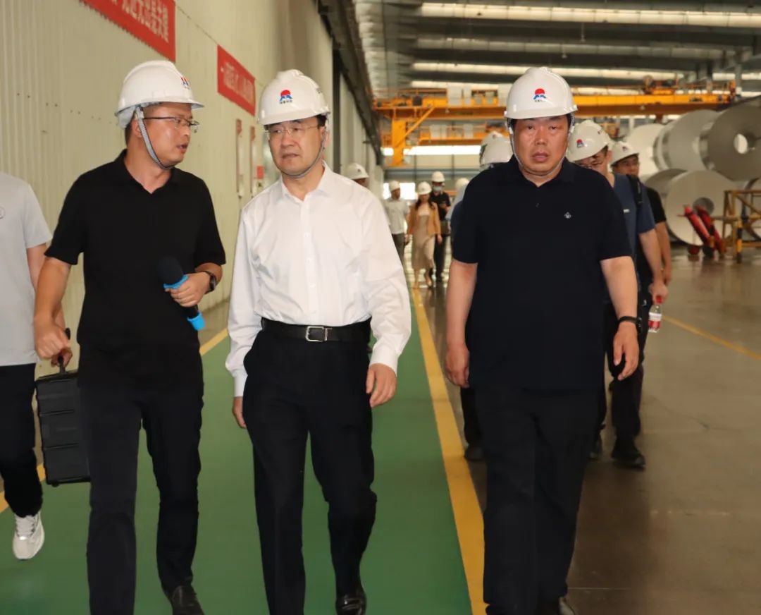 中国工业互联网研究院党委书记田川一行莅临维多利亚老品牌vic铝业调研