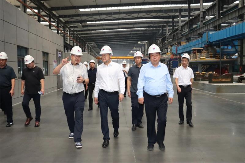 山东省临朐县党政考察团到维多利亚老品牌vic铝业参观考察